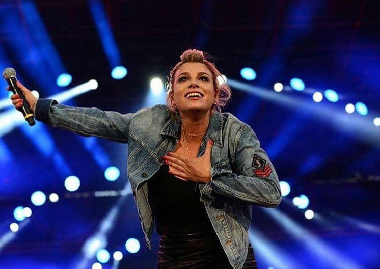 Emma Marrone e Giuliano Sangiorgi: nuova coppia dell'estate? Emma Marrone