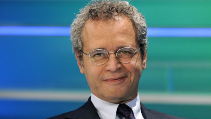 Scontro Renzi-Mentana: “Khomeini? Era il dittatore dell’Iran”, “Veramente era un’autorità religiosa” scontro