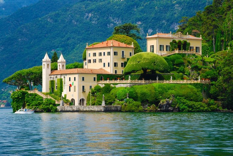mansion-2115312_960_720 Lago di Como