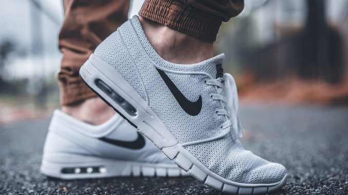 Nike: come sfruttare le offerte su scarpe e abbigliamento