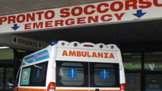 Investito dall'auto di un parente: grave un bimbo di un anno bimbo