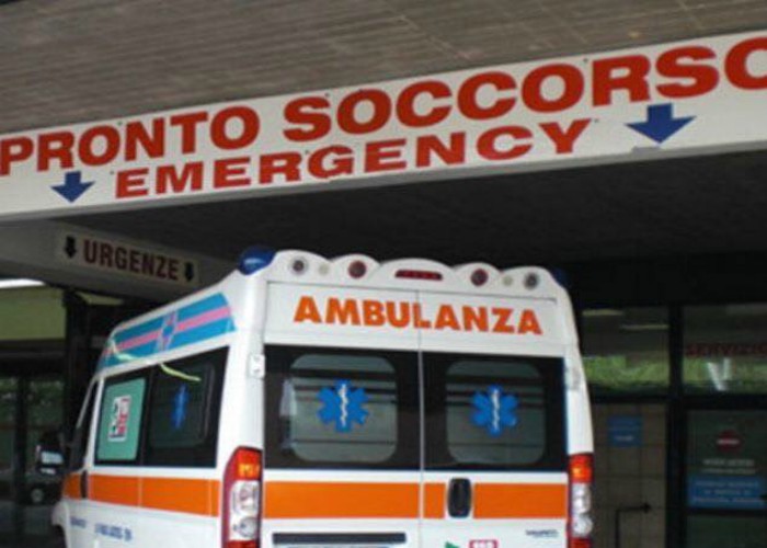 Investito dall'auto di un parente: grave un bimbo di un anno bimbo