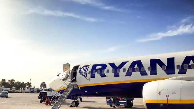 Ryanair bagaglio a mano: nuove regole e tariffe dal 1 novembre Ryanair bagaglio a mano: nuove regole e tariffe dal 1 novembre