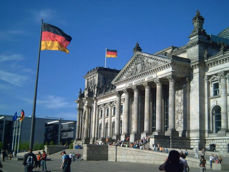 Elezioni in Germania, Afd terzo partito: estrema destra per la prima volta al Bundestag germania