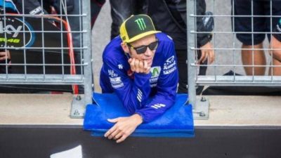 MotoGP, La lastra della gamba di Valentino... va a ruba MotoGP, La lastra della gamba di Valentino... va a ruba
