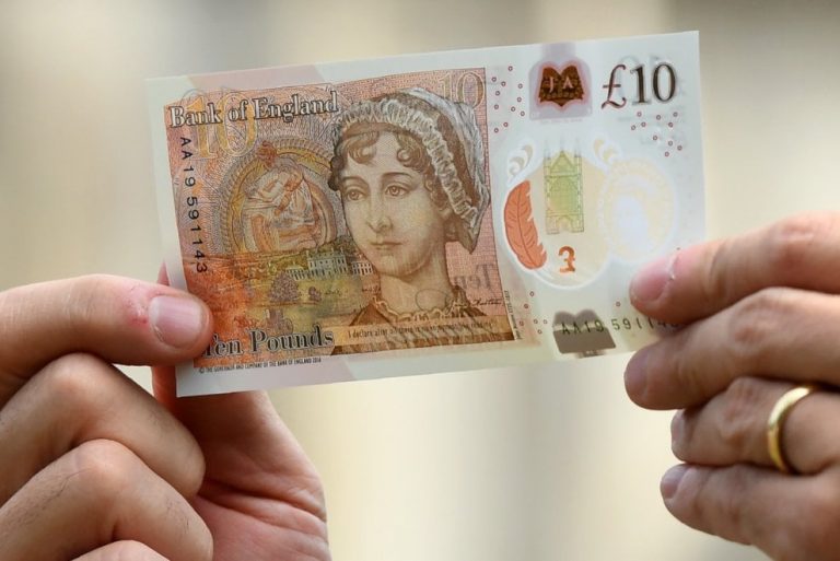 Gran Bretagna, nuove banconote in circolazione: le 10 sterline con Jane Austen Jane Austen