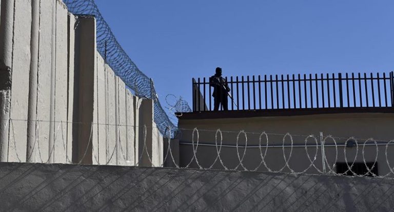 Messico rivolta e scontri in carcere morti 13 detenuti 8 feriti