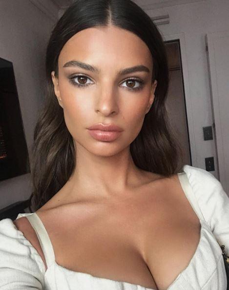 Emily Ratajkowski, dopo la moda relax a Marrakesh