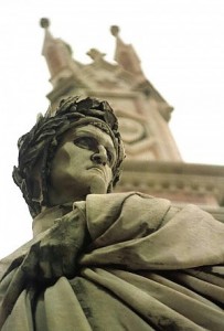 Statua di Dante in Santa Croce