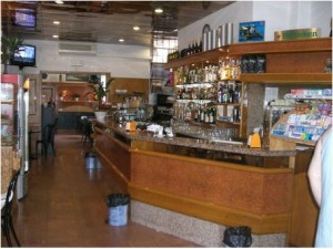 bar tabacchi ADIMGB480036 231321 300x225