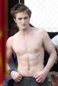 robert pattinson torso nudo 204x300