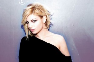 emma marrone tour 300x199