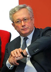 Il Ministro dell'Economia Giulio Tremonti Il Ministro dell'Economia Giulio Tremonti