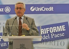 Il ministro dell'Economia, Giulio Tremonti