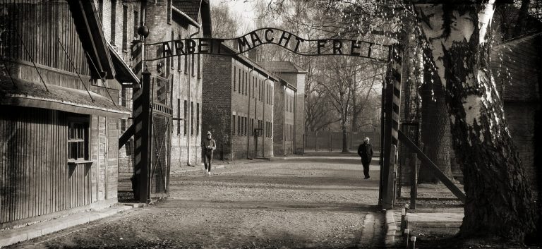 Auschwitz-Birkenau Auschwitz-Birkenau