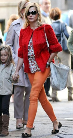 Simona Ventura in Salvatore Ferragamo: ballerine in cavallino animalier, Collezione Autunno/Inverno 2011/2012