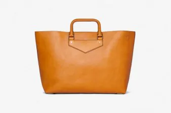 burberry prorsum leather tote bag 1 620x413
