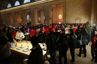 apple store grand central 3