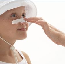 article page main ehow images a01 vo 1c make balancing facial toner 800x800