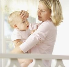 article page main ehow images a08 bu 49 bring down infants temperature 800x8002