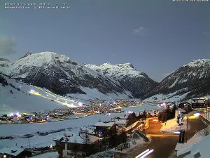 bufere di neve in arrivo sulle Alpi