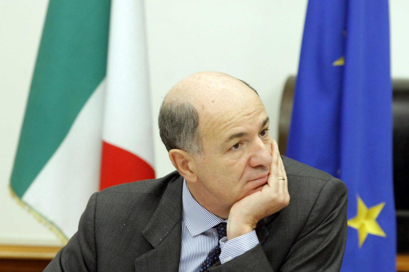 governo ministro passera su lavoro e grandi imprese in italia1