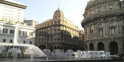 Genova Piazza De Ferrari angolo