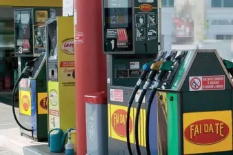 La benzina spinge l'inflazione