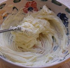 article page main ehow images a04 p1 ue make whipped butter 800x8001