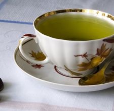 article page main ehow images a07 dk d5 make green tea mint leaves 800x800