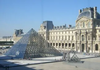 museo del louvre parigi