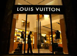 Nuovo store Louis Vuitton a Roma e l Etoile torna a splendere