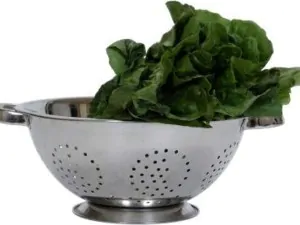 article modal ehow images a08 2r iu sautee spinach garlic oil 800x800