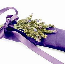 article page main ehow images a05 28 7f make herbal sleep pillow 800x800