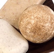 article page main ehow images a06 ba 5u sandalwood soap benefits 1.1 800x800