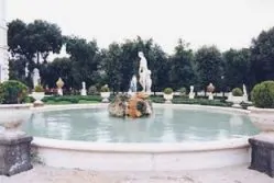 10 Fontana Venere