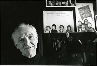 320px Robert Doisneau photographed by Bracha L. Ettinger in his studio in Montrouge 1992
