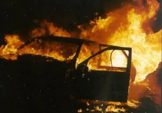 4562 auto bruciata