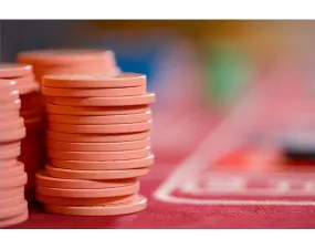 article new intro modal ehow images a02 49 sj do poker chip knuckle roll 800x8001