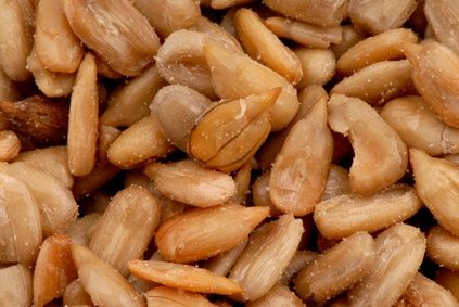 article new ehow images a05 tv te roast hulled raw sunflower seeds 800x800