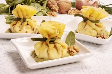 fagottini di crepes agli spinaci