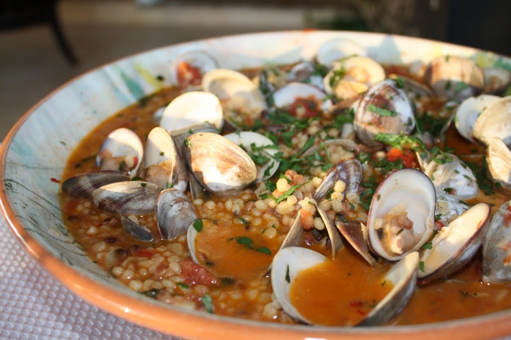 fregola con arselle