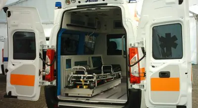 235 ambulanza 2 zoom