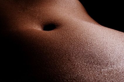 article new ehow images a06 rf uh whiten dark skin 800x800