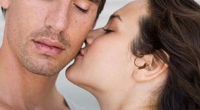 momento giusto per baciare una donna 290x1602