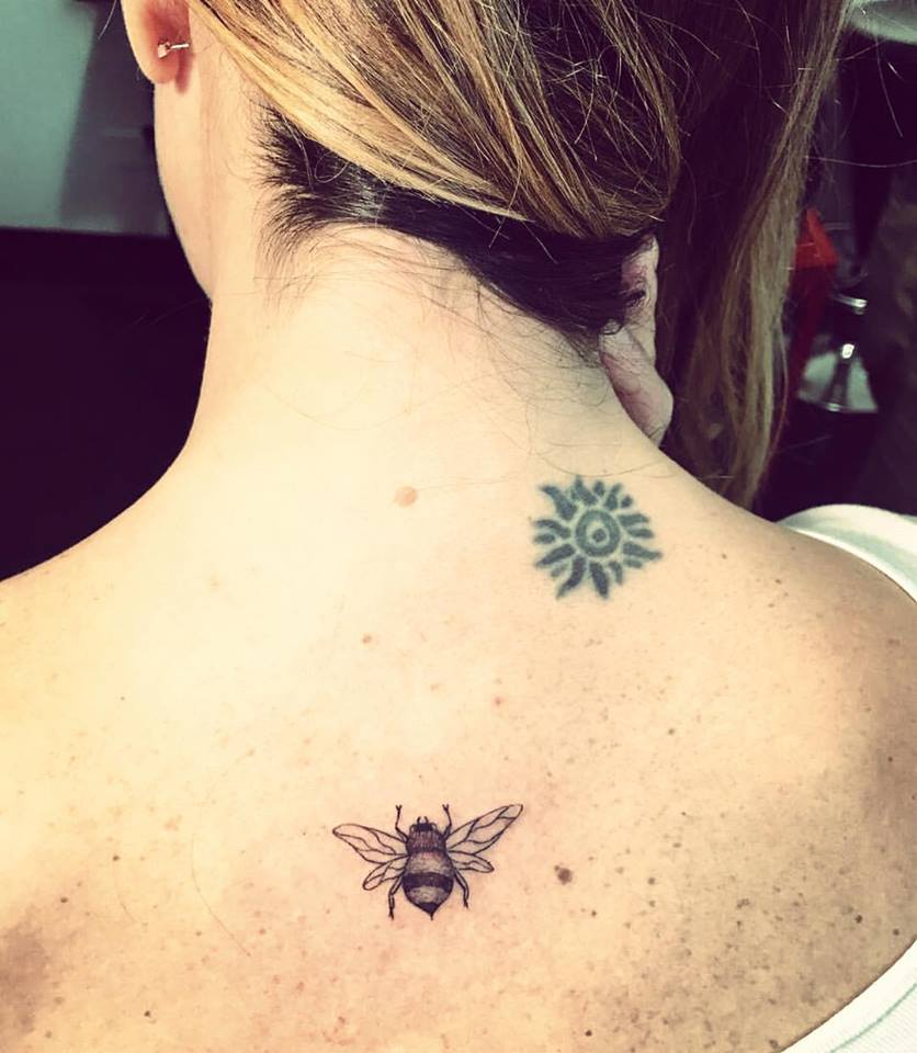 Tatuaggio ape.