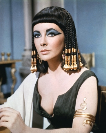 1 Liz Taylor cleopatra scaledownonly 638x458