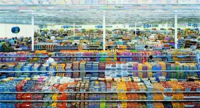 6 99 cent ii diptychon andreas gursky 2001 33 milioni 500x271