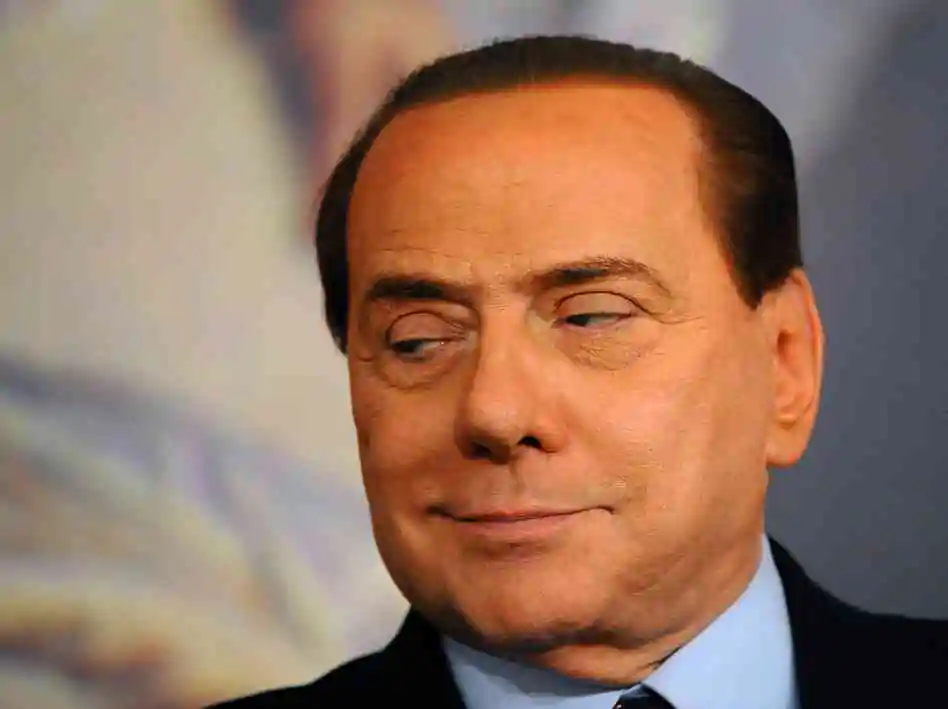 berlusconi 59427b7fb84e0729056c096c71bcfff20f536a57 s6 c30