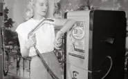 Distributore Automatico della Suntan 1949